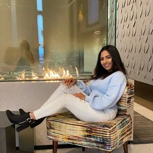 Meet your Posher, Indullah